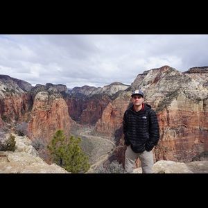 Meet your Posher, Connor